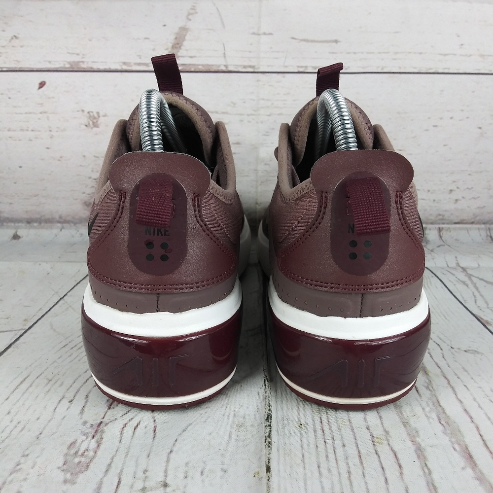 Nike Air Max Dia Plum Eclipse Running Shoes Women's Size 9.5 - Picture 5 of 8
